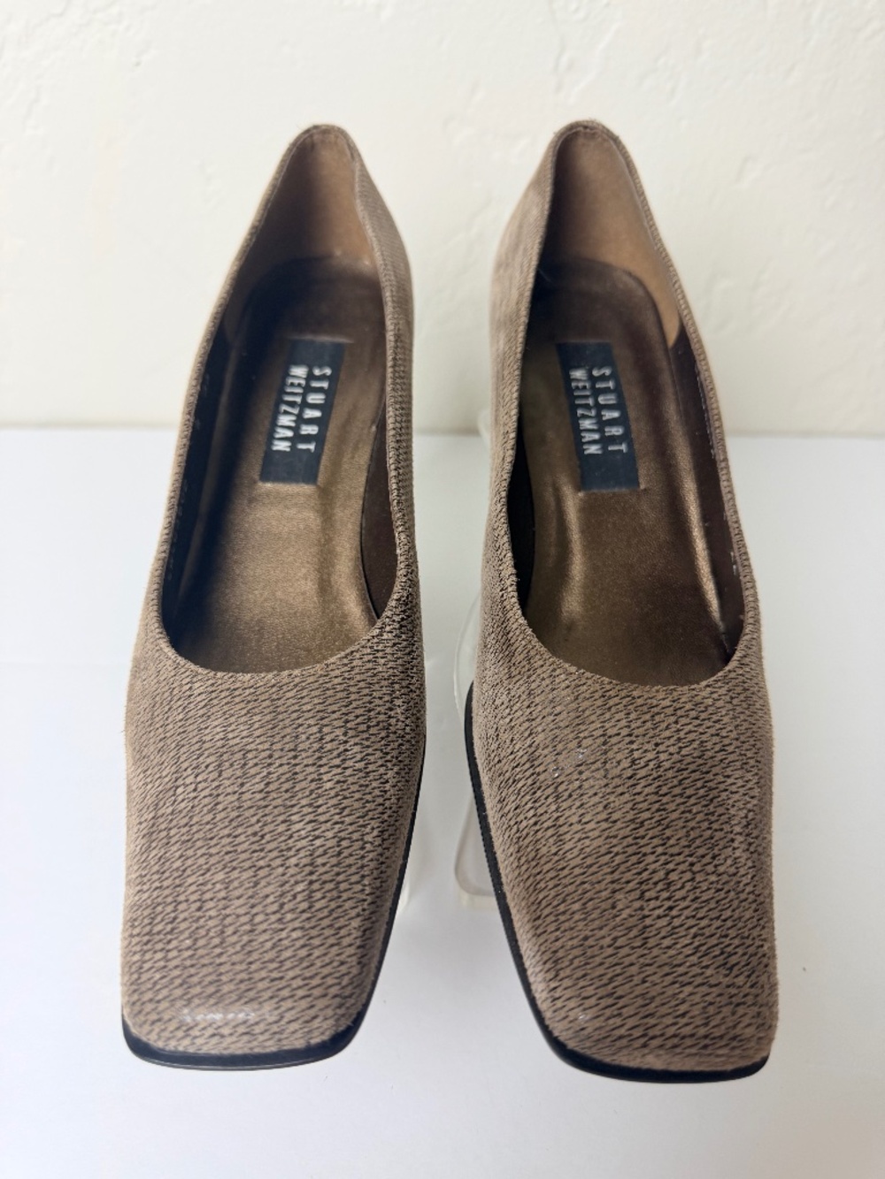 Stuart Weitzman Taupe Textured Suede Block Heel Pumps Women’s 8 AA Spain